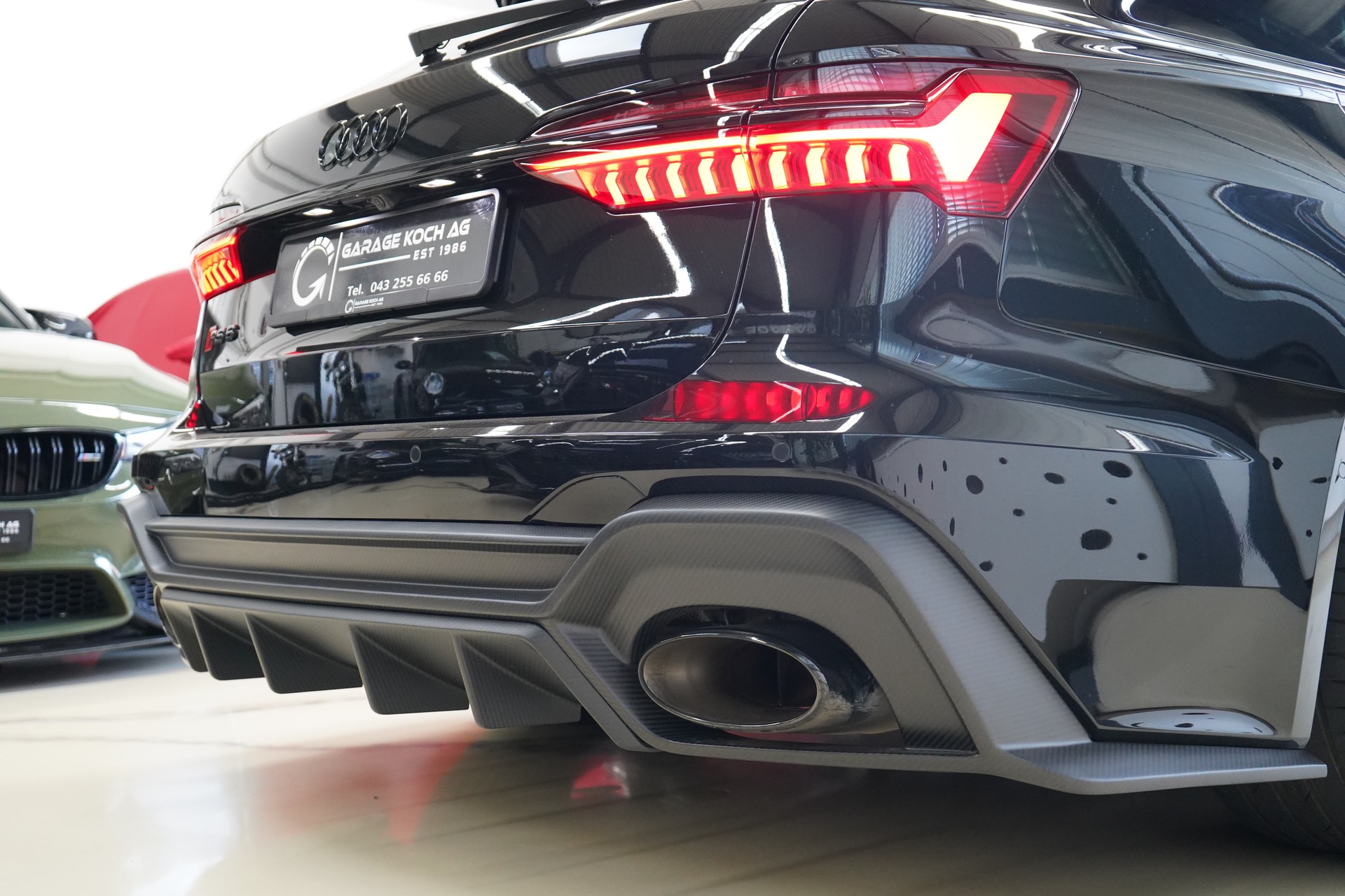 AUDI RS6 Avant 4.0 TFSI V8 quattro / Exklusiv Carbon Kit ** - 12