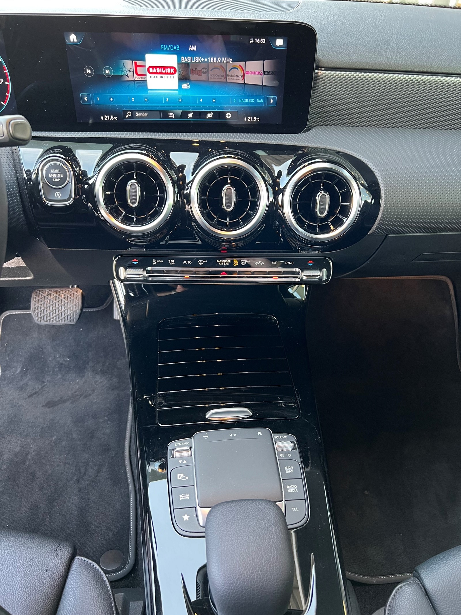 MERCEDES-BENZ A 180 Progressive - 12