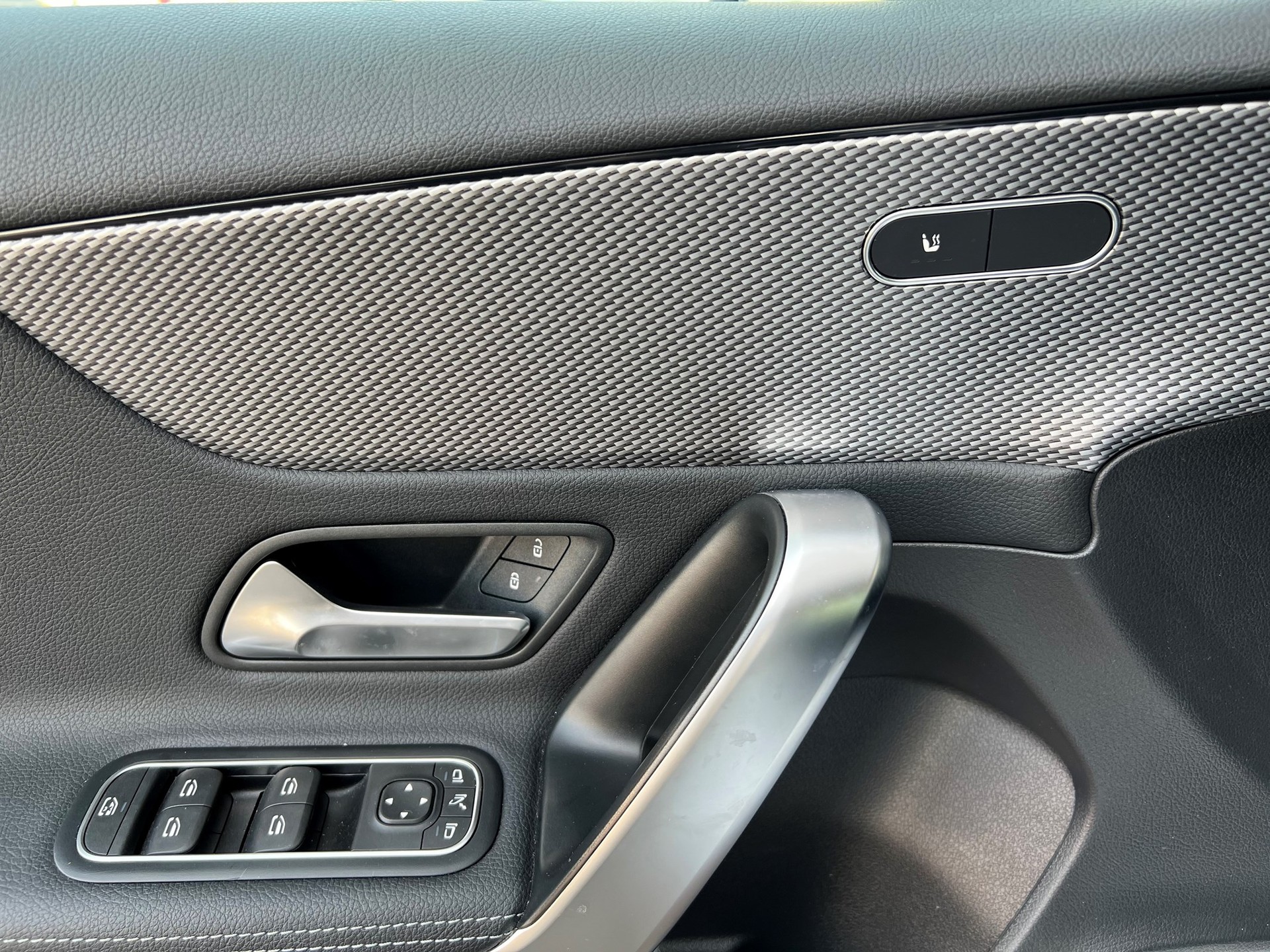 MERCEDES-BENZ A 180 Progressive - 7