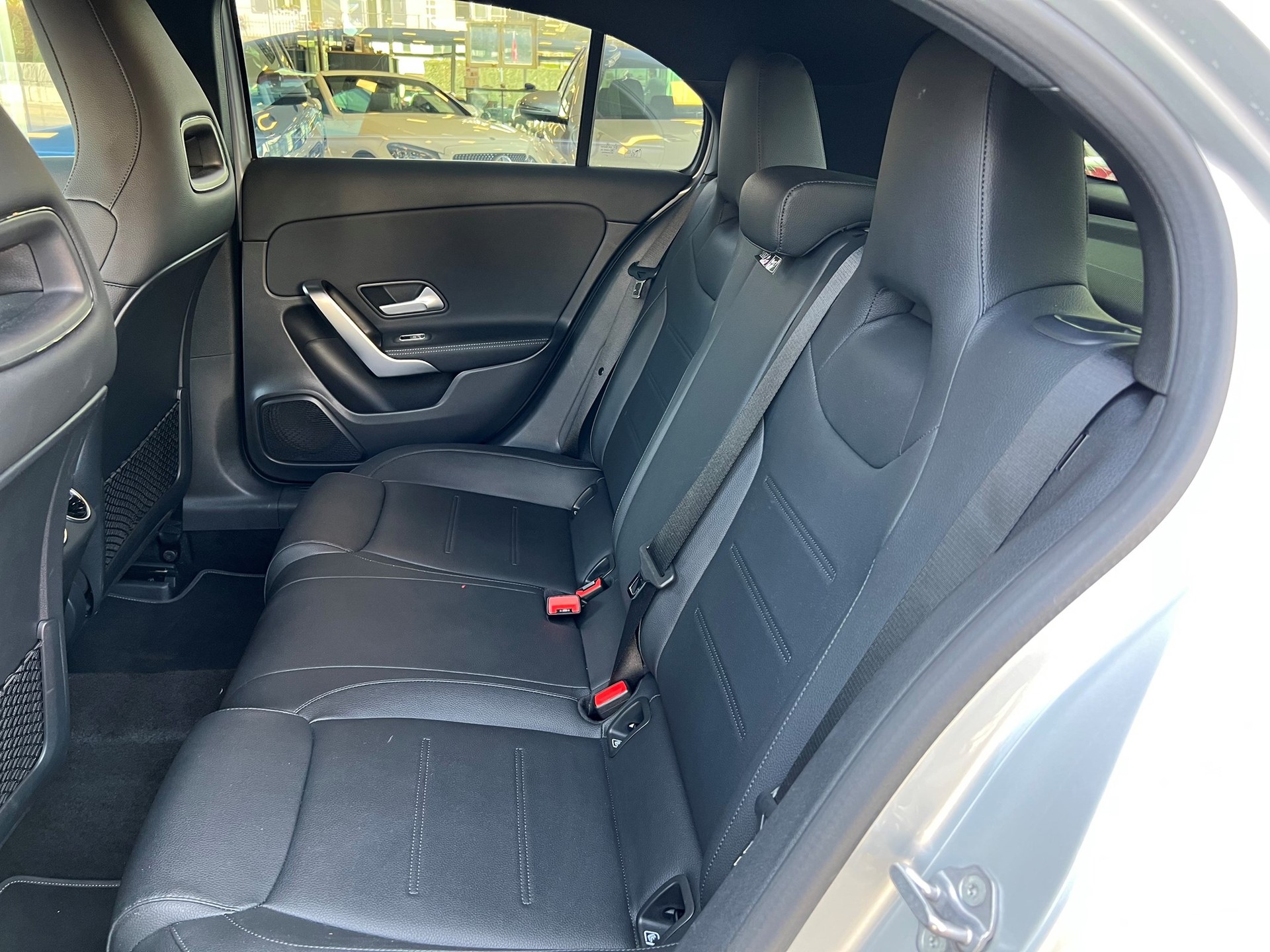 MERCEDES-BENZ A 180 Progressive - 9