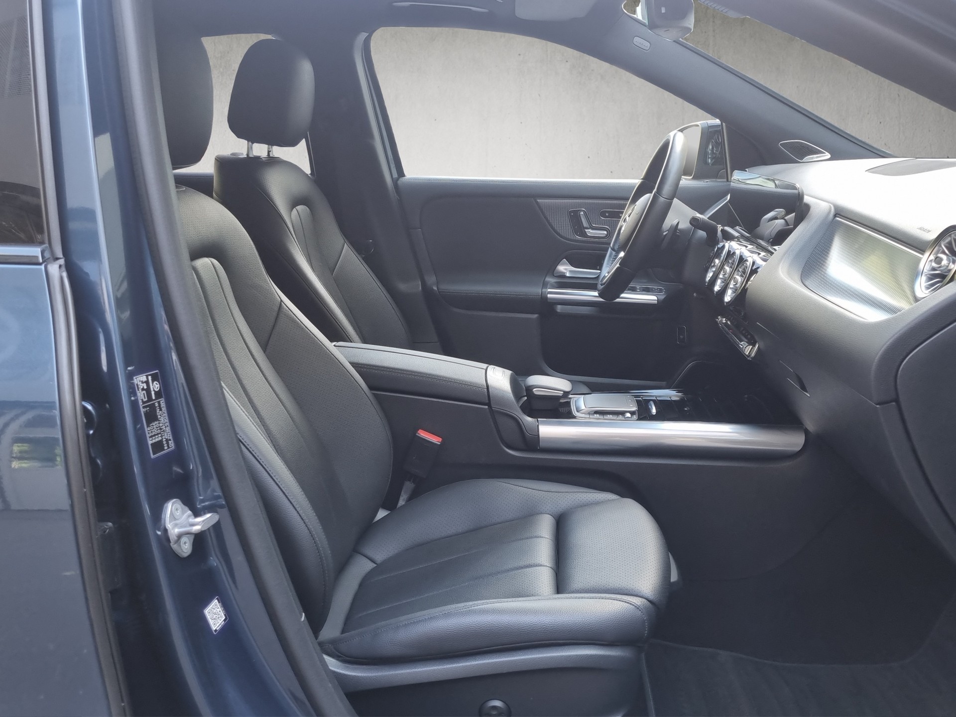 MERCEDES-BENZ GLA 200 Progressive - 10