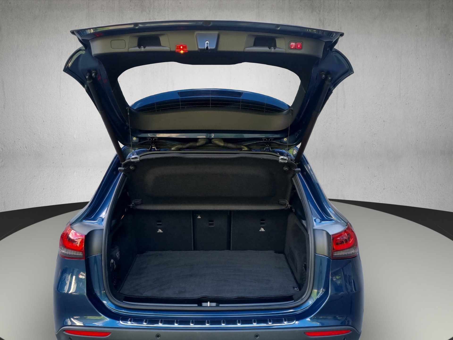 MERCEDES-BENZ GLA 200 Progressive - 14