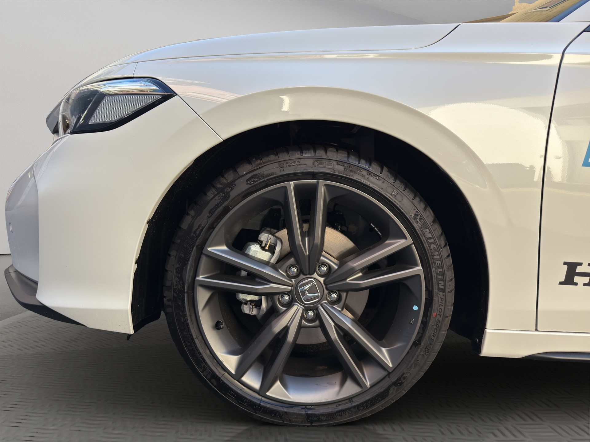 HONDA Civic 2.0 i-MMD Sport - 13