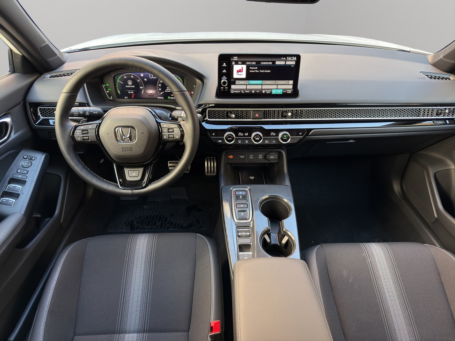 HONDA Civic 2.0 i-MMD Sport - 8