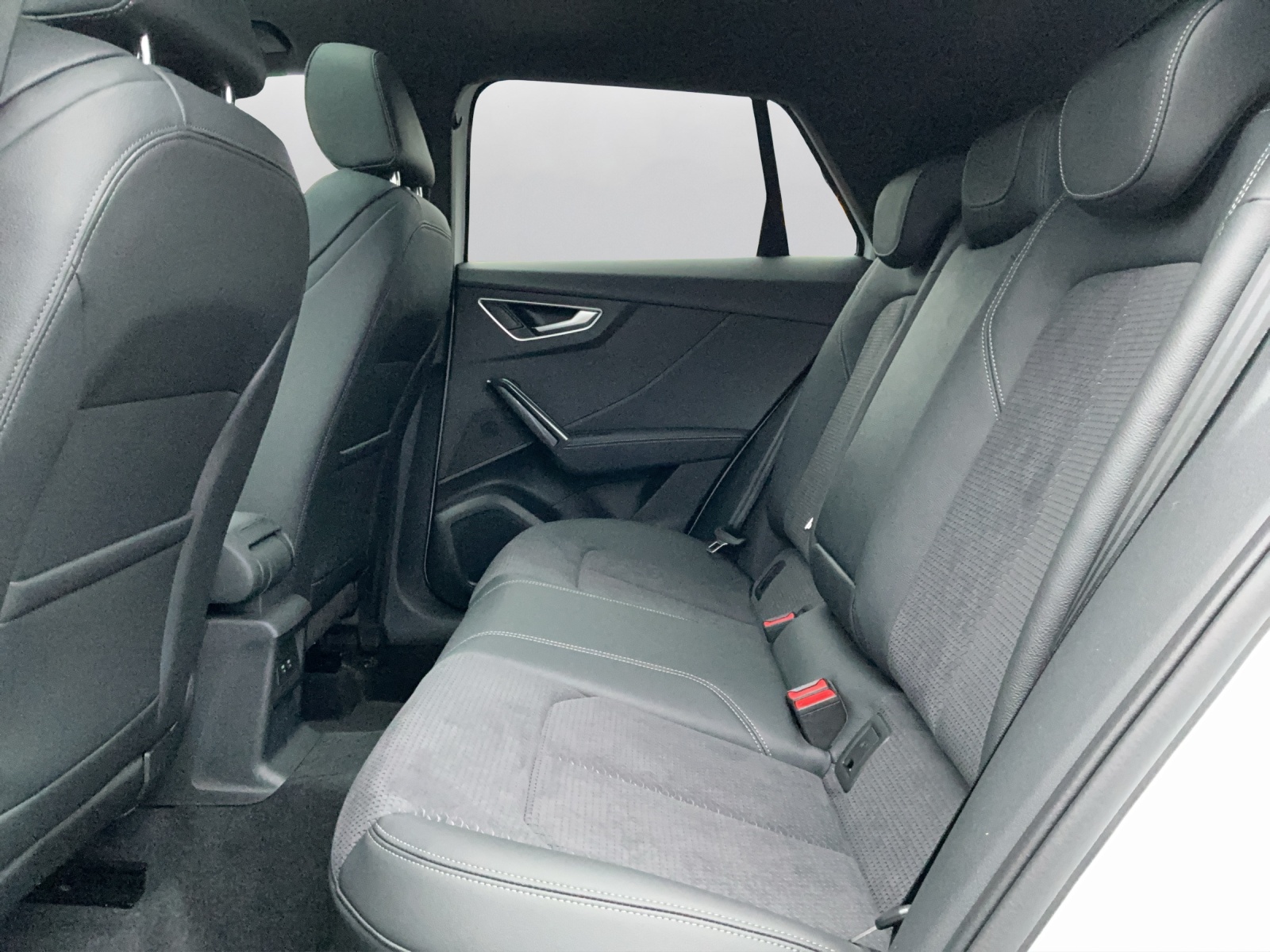 AUDI Q2 40 TFSI S line Attraction quattro S-tronic - 11