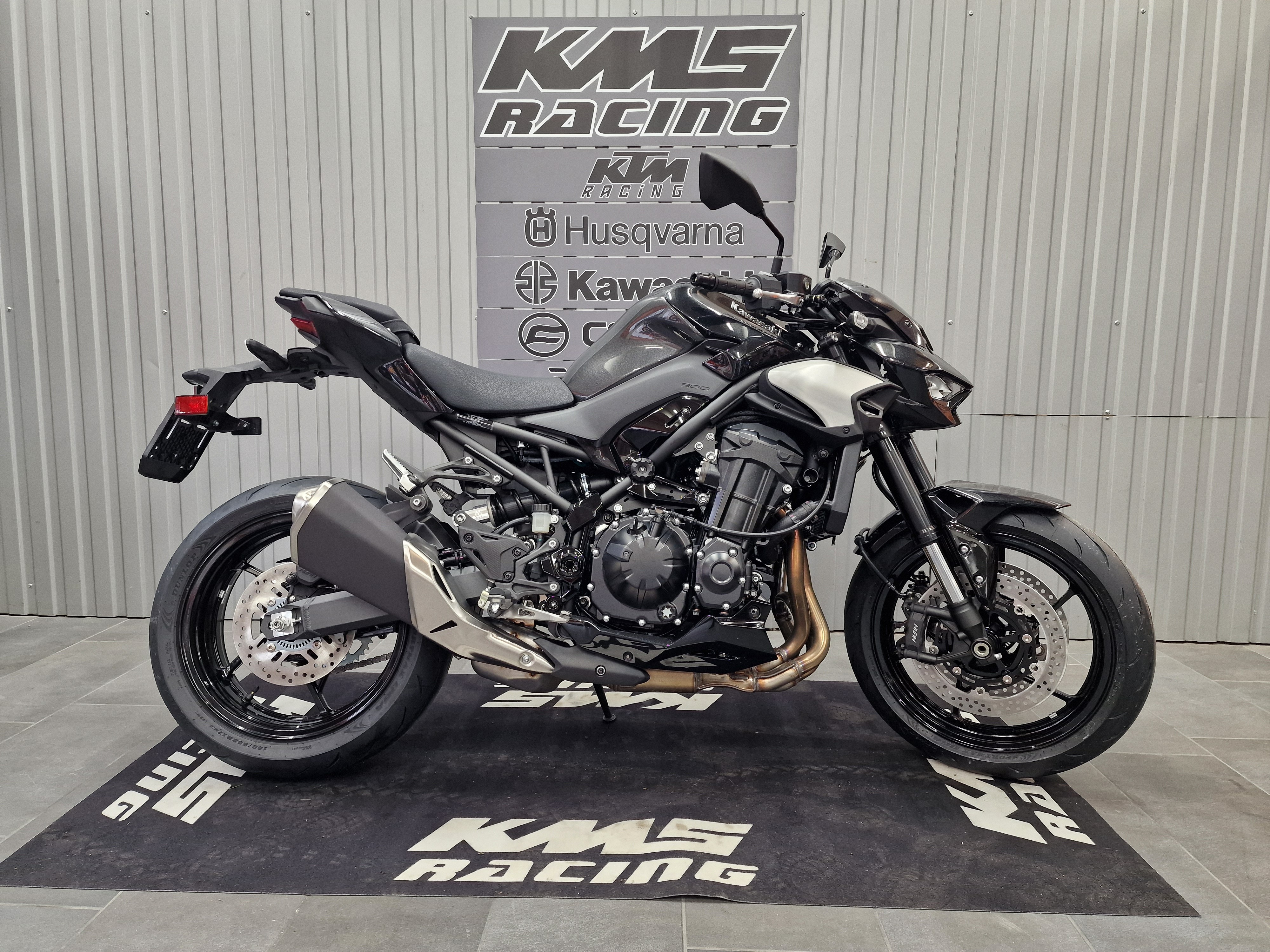 KAWASAKI Z 900