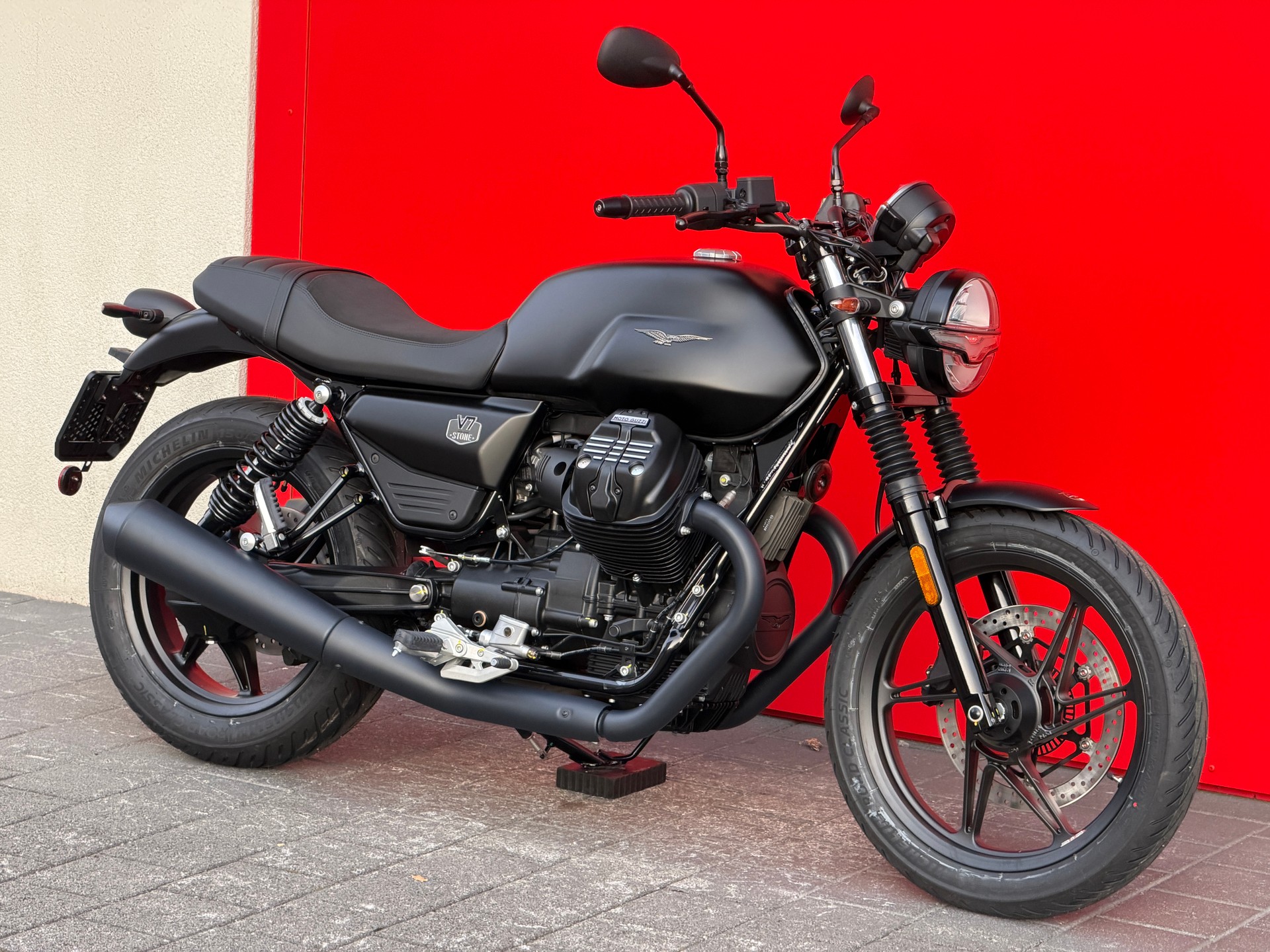 MOTO GUZZI V7 IV 850 Stone (35kW) E5+ - 11
