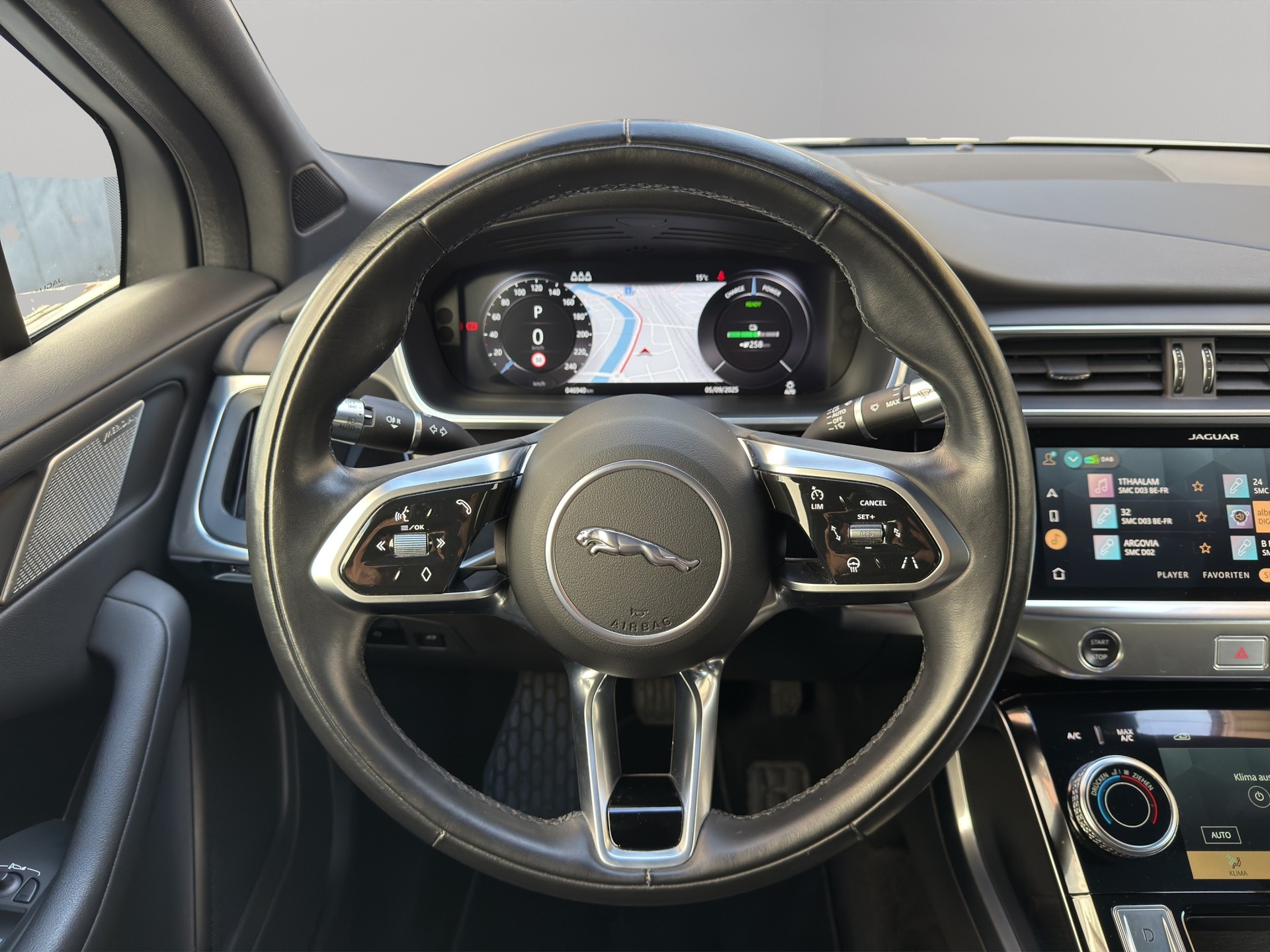 JAGUAR I-Pace EV400 S AWD - 6