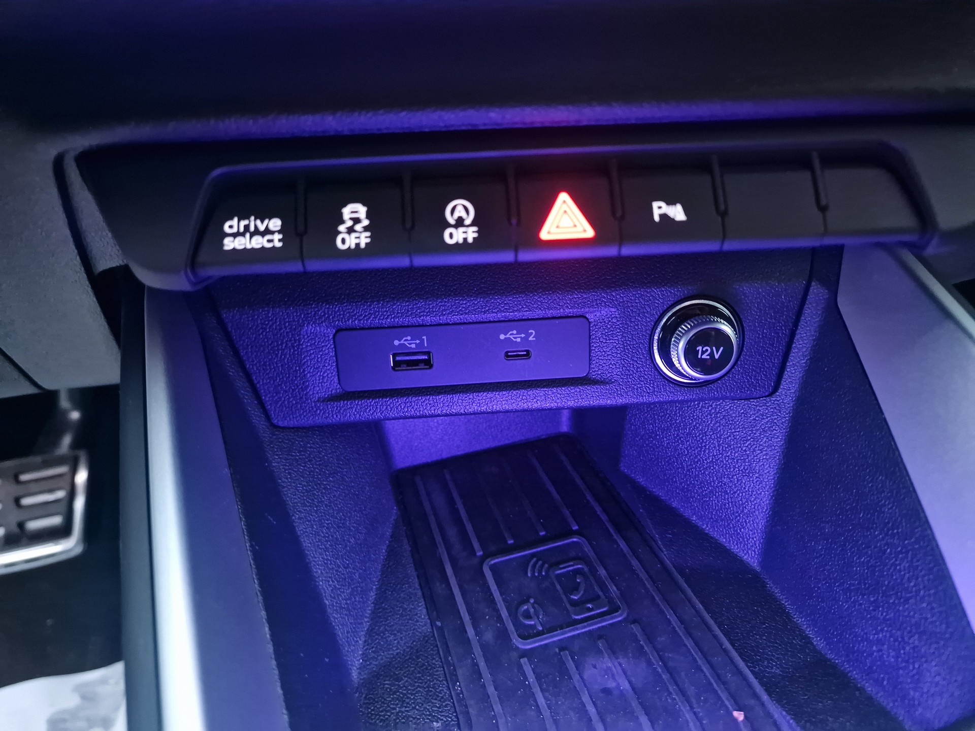 AUDI A1 City Carver 35 TFSI S-tronic 24Mt Gara 8xBereift - 23