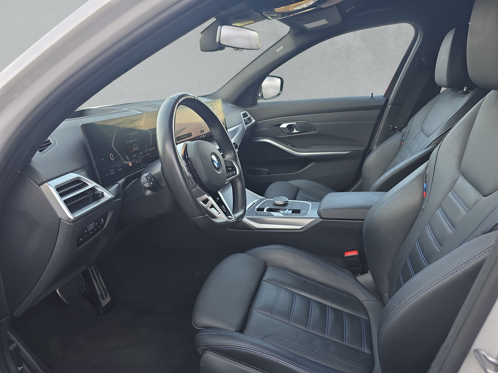 BMW 320d xDrive 48V Touring Steptronic M Sport - 11