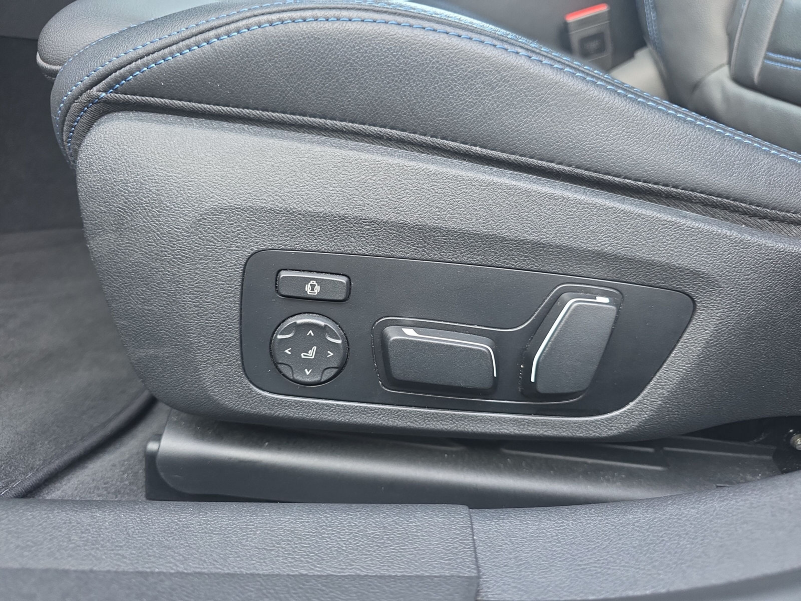 BMW 320d xDrive 48V Touring Steptronic M Sport - 21