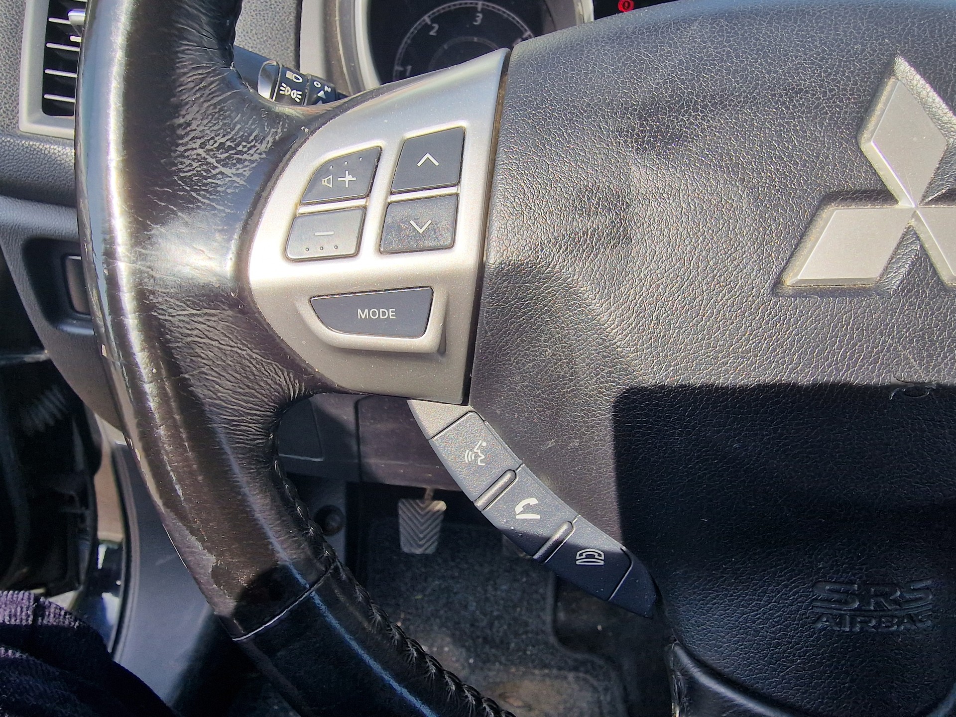 MITSUBISHI ASX 1.8 DID SuperJubilé 4WD 1.Hand 12Mt Gara MFK Neu - 14