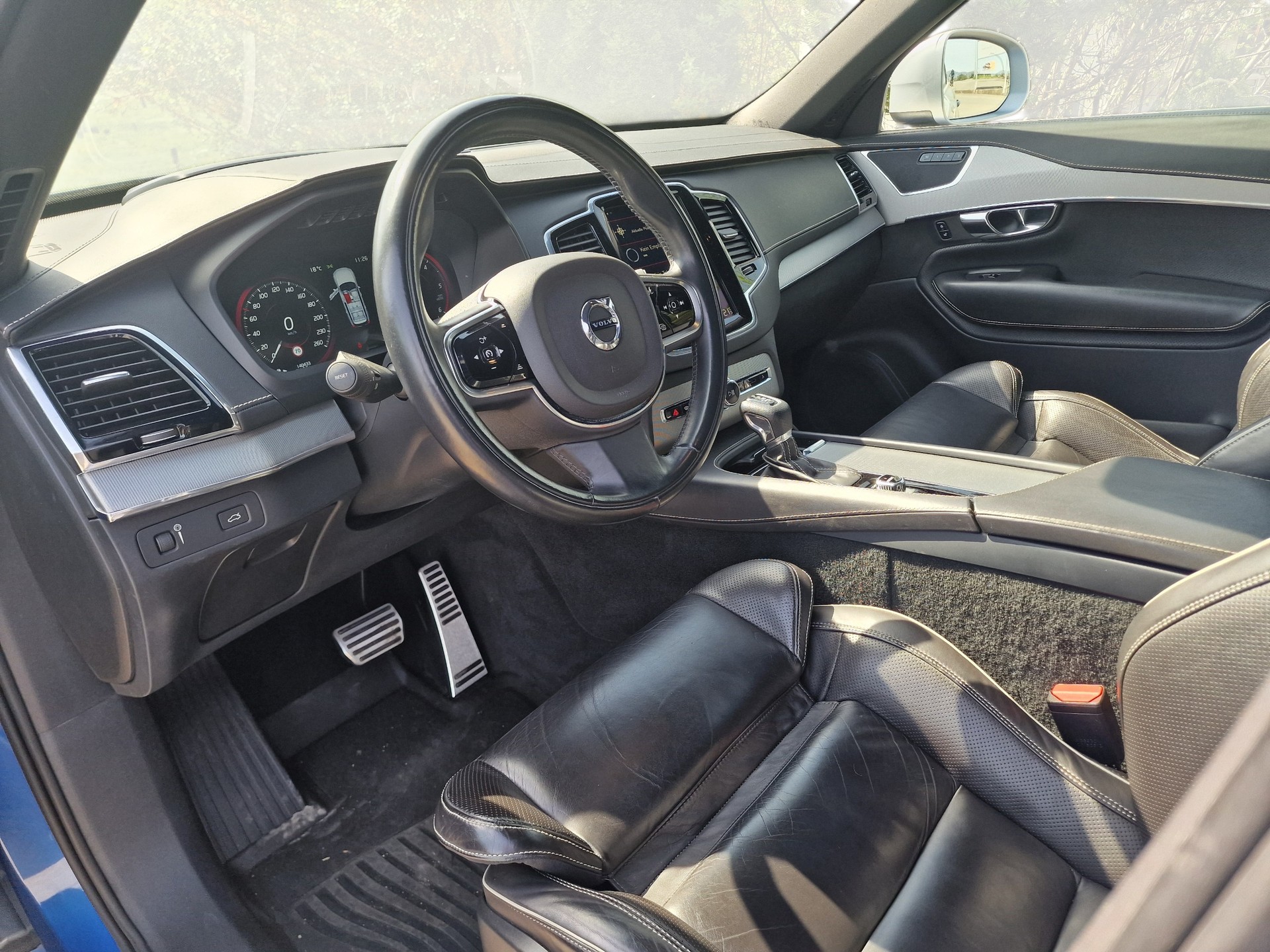 VOLVO XC90 D5 AWD R-Design Geartronic 24Mt Gara ACC Pano AHK - 10