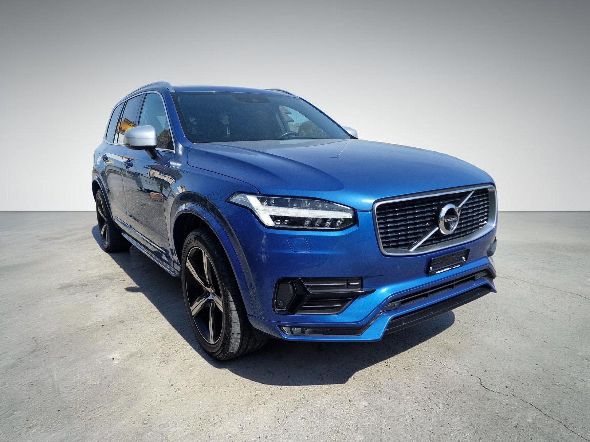 VOLVO XC90 D5 AWD R-Design Geartronic 24Mt Gara ACC Pano AHK - 4