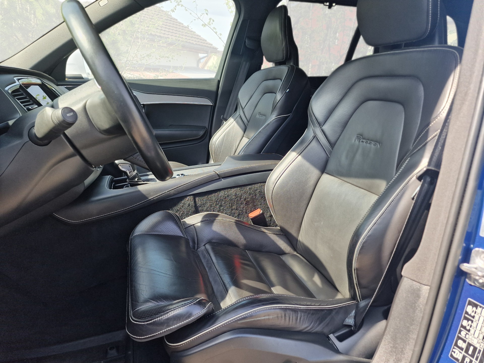 VOLVO XC90 D5 AWD R-Design Geartronic 24Mt Gara ACC Pano AHK - 11