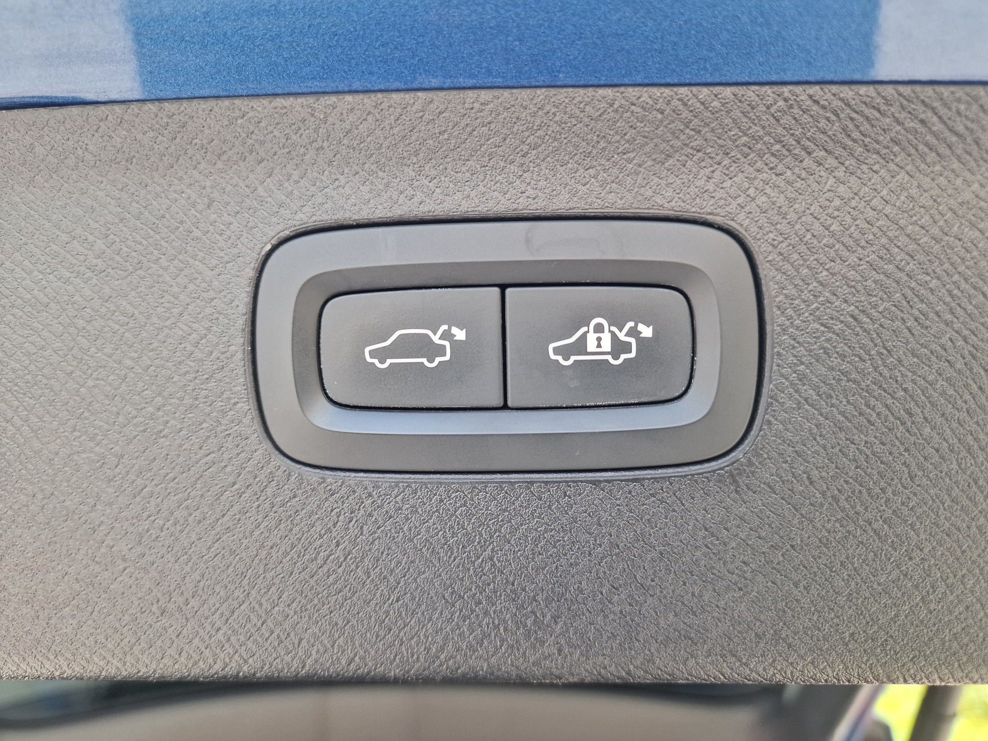 VOLVO XC90 D5 AWD R-Design Geartronic 24Mt Gara ACC Pano AHK - 31