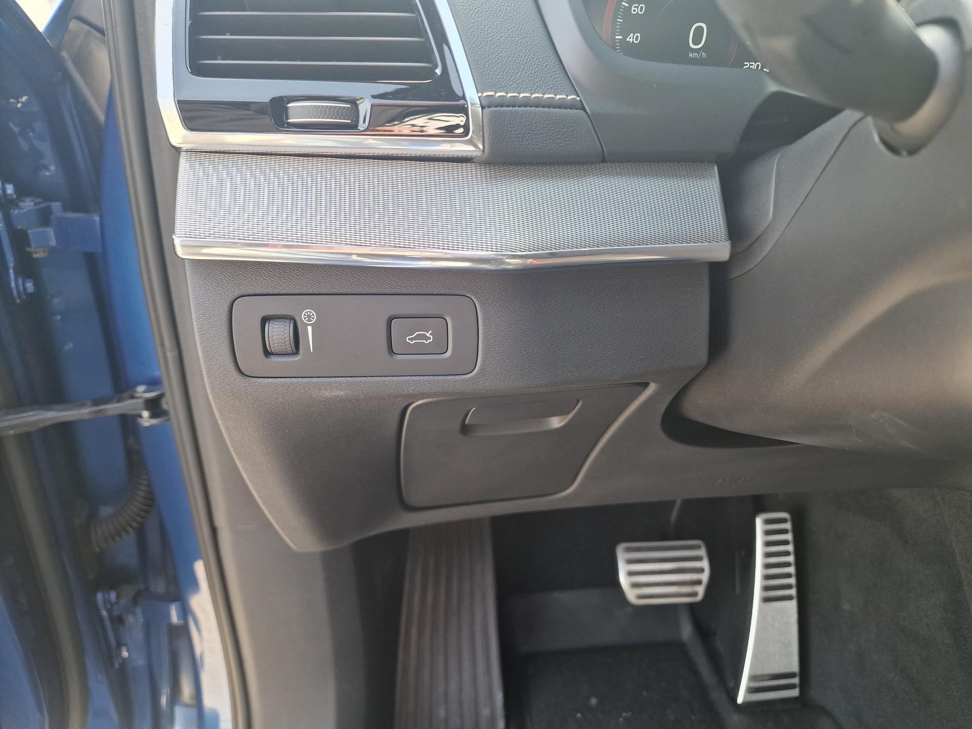 VOLVO XC90 D5 AWD R-Design Geartronic 24Mt Gara ACC Pano AHK - 25