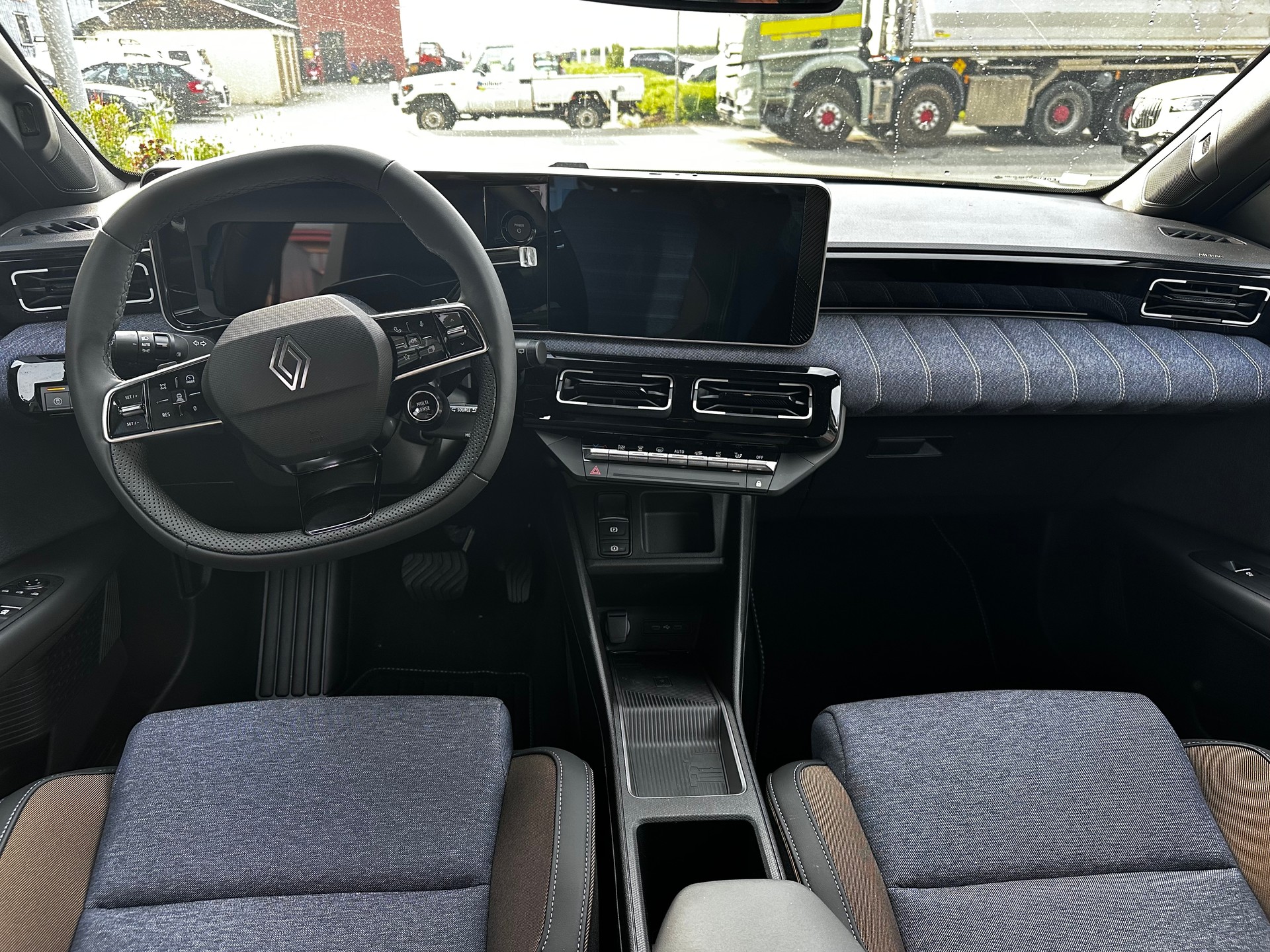 RENAULT R5 E-Tech Comfort Range techno - 10