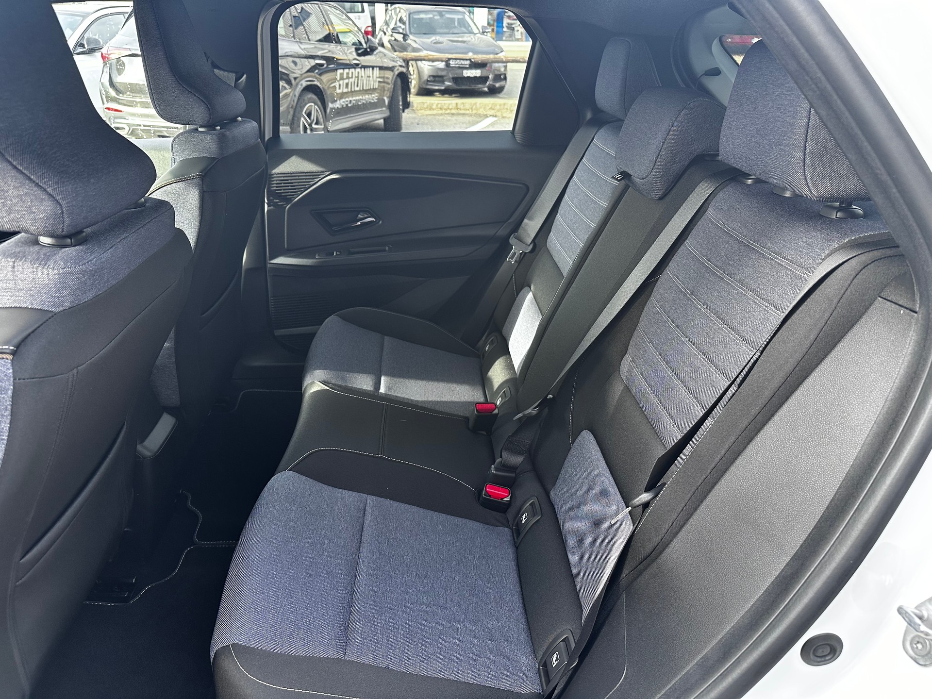 RENAULT R5 E-Tech Comfort Range techno - 12