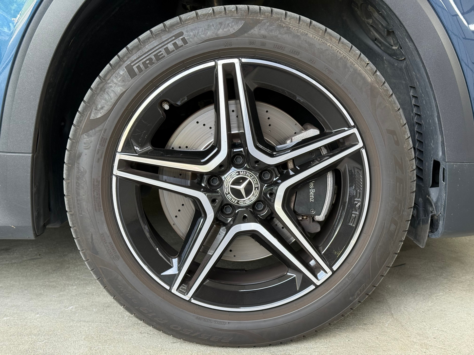 MERCEDES-BENZ GLB 250 4Matic AMG Line 8G-Tronic - 15