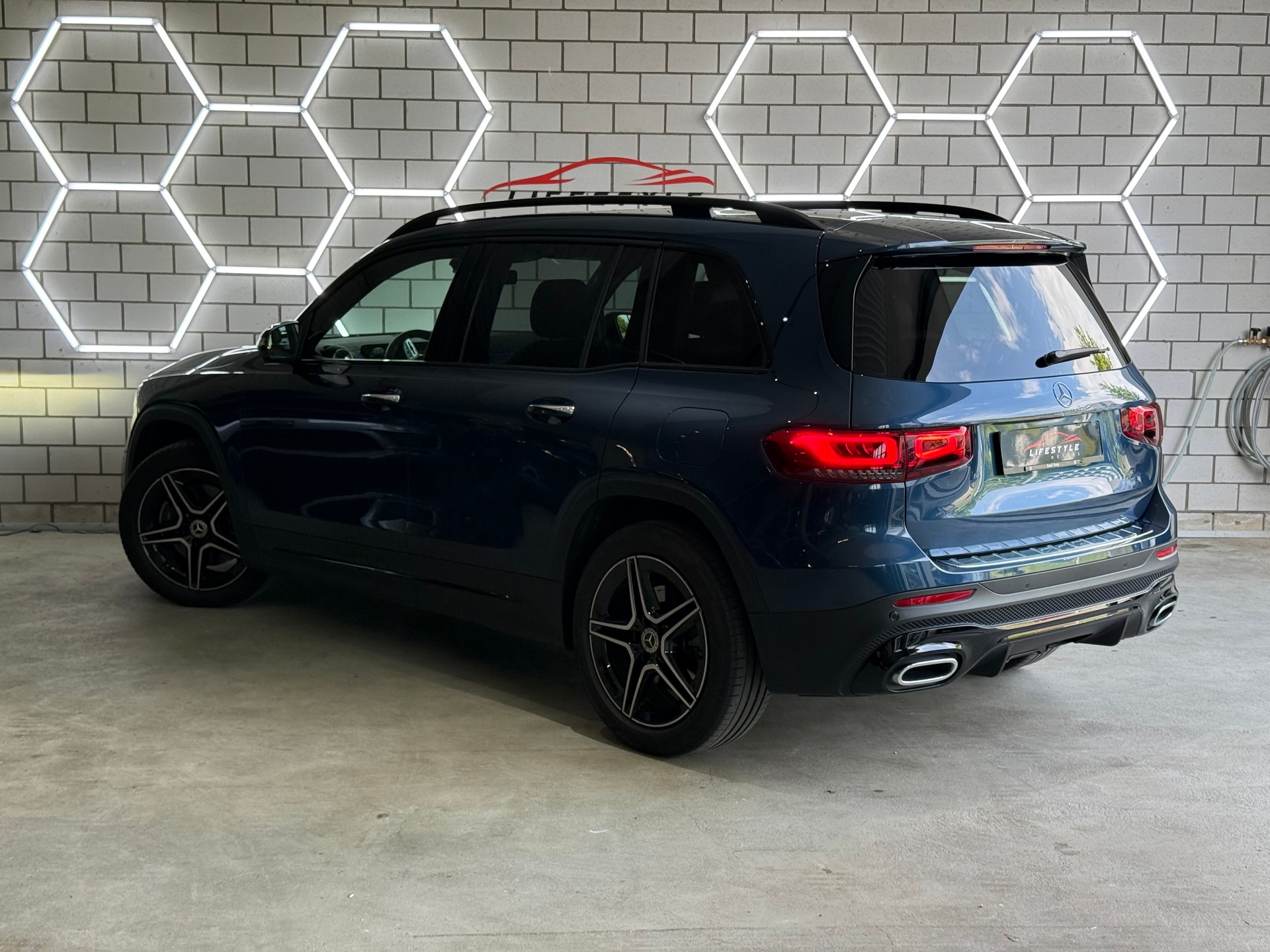 MERCEDES-BENZ GLB 250 4Matic AMG Line 8G-Tronic - 3