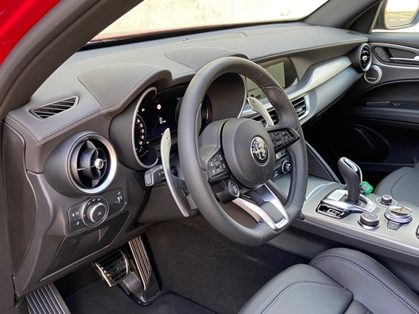 ALFA ROMEO Stelvio 2.0 Veloce Pack Premium Sky Q4 AT8 - 7