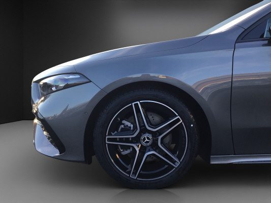 MERCEDES-BENZ A 220 4Matic 8G-DCT - 13