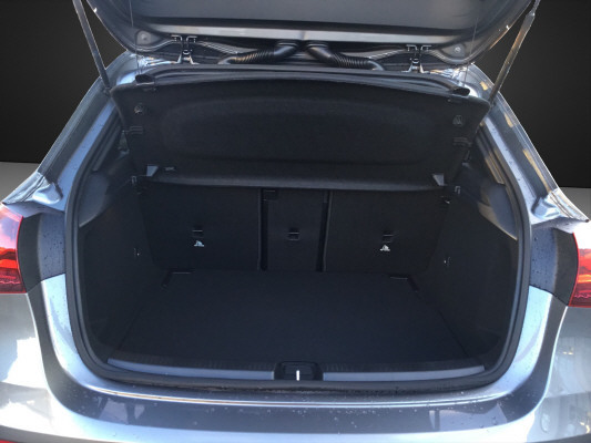 MERCEDES-BENZ A 220 4Matic 8G-DCT - 12