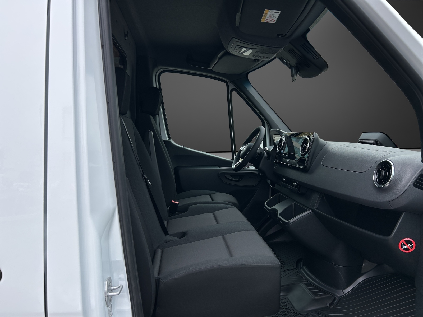 MERCEDES-BENZ Sprinter 317 CDI Standard 9G-TRONIC - 8