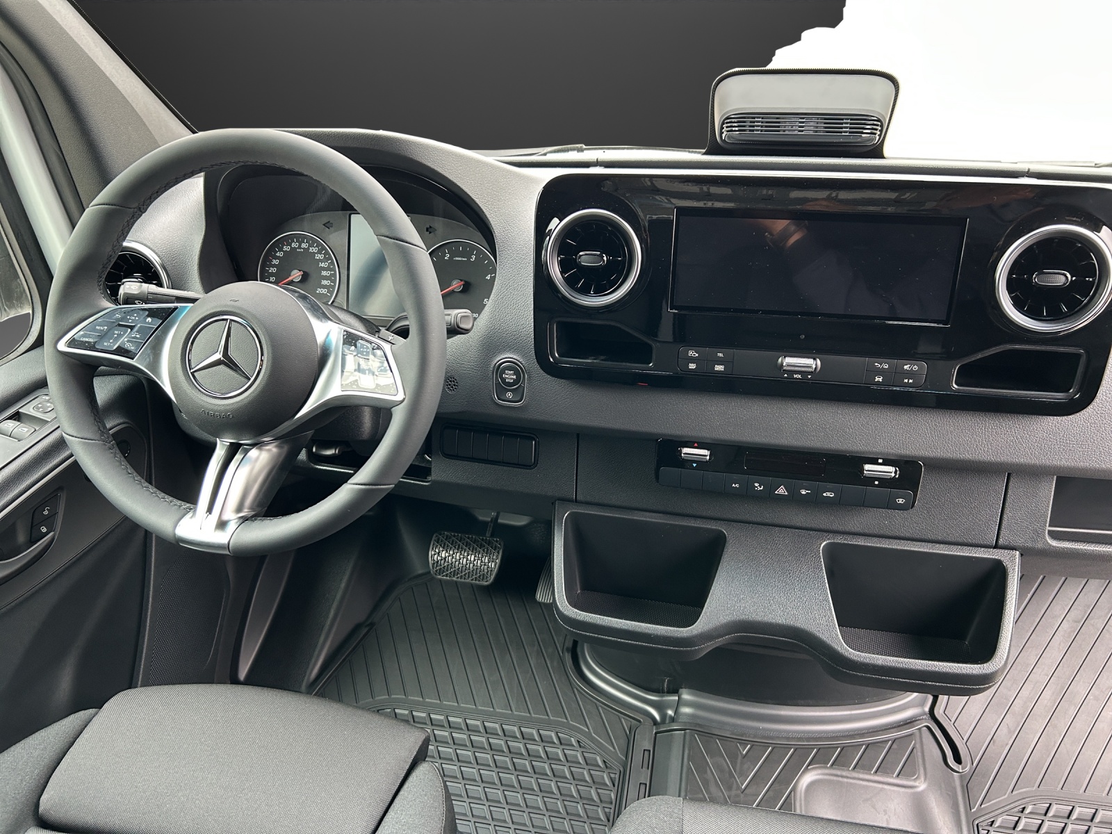MERCEDES-BENZ Sprinter 317 CDI Standard 9G-TRONIC - 9