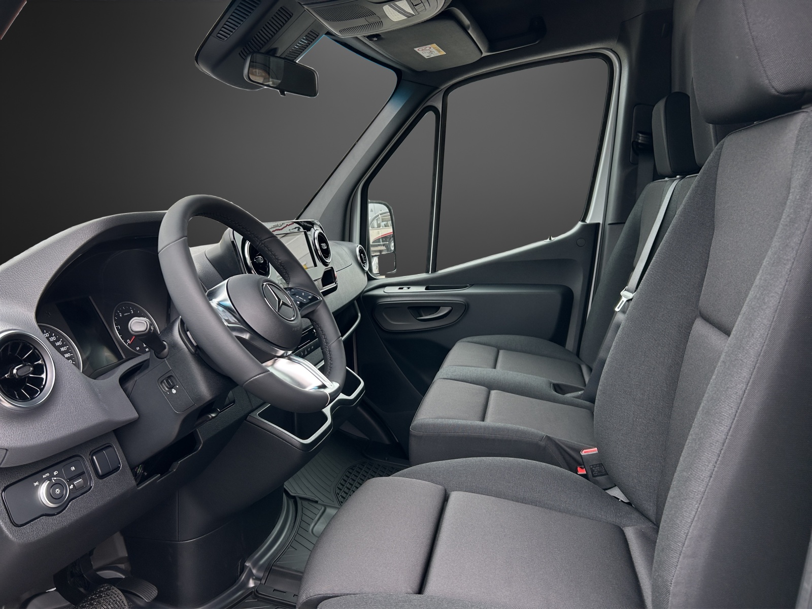 MERCEDES-BENZ Sprinter 317 CDI Standard 9G-TRONIC - 10