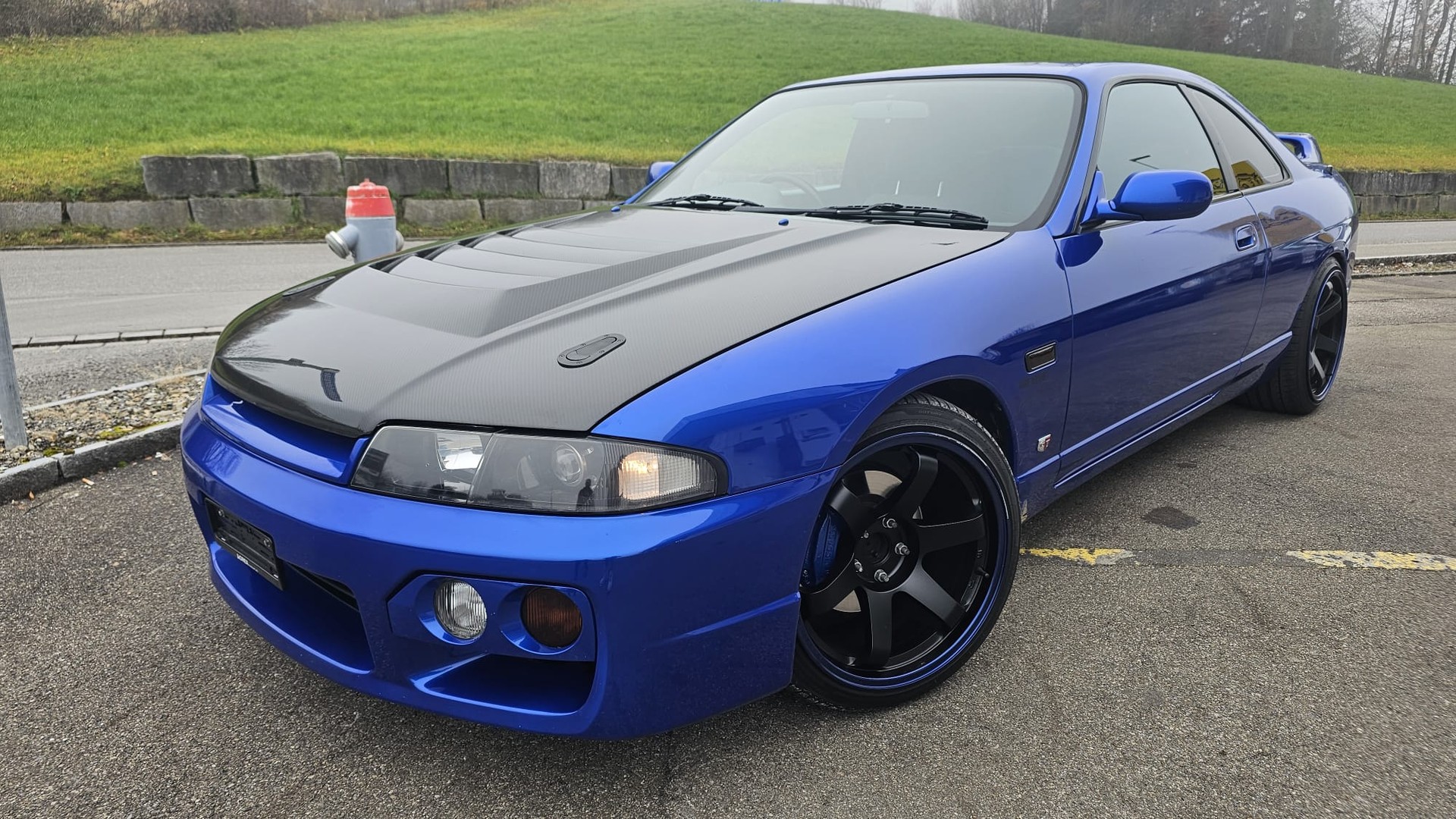 NISSAN Skyline GT - 2