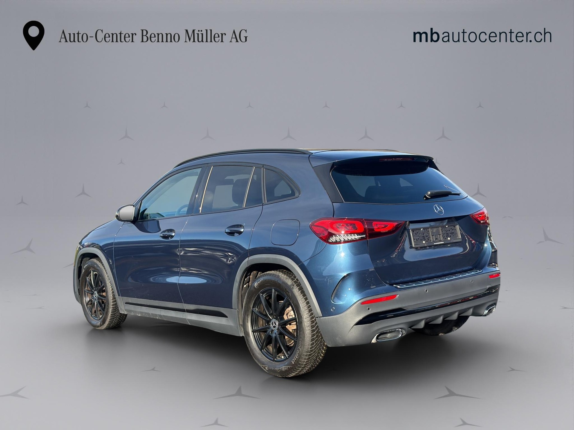 MERCEDES-BENZ GLA 200 AMG Line 4matic - 3