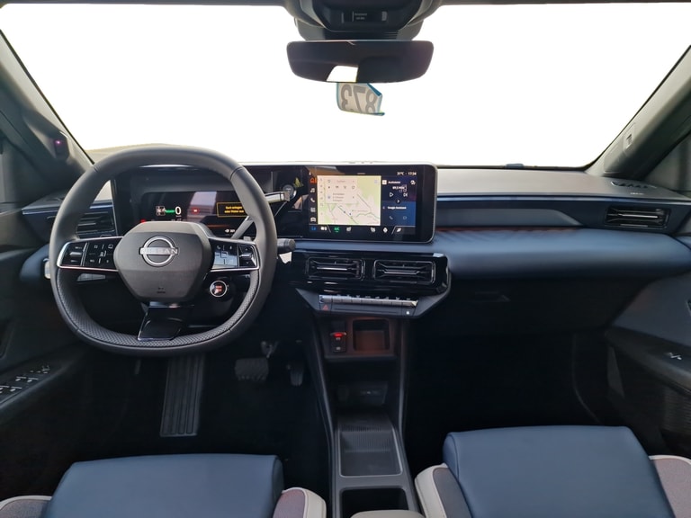 nissan Gallery 23