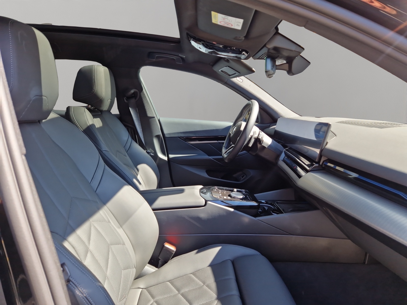 BMW 520d xDrive 48V Touring M Sport Steptronic - 11