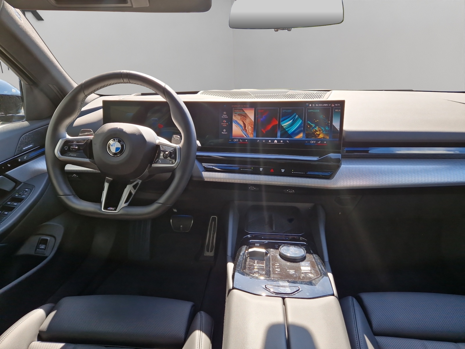 BMW 520d xDrive 48V Touring M Sport Steptronic - 12