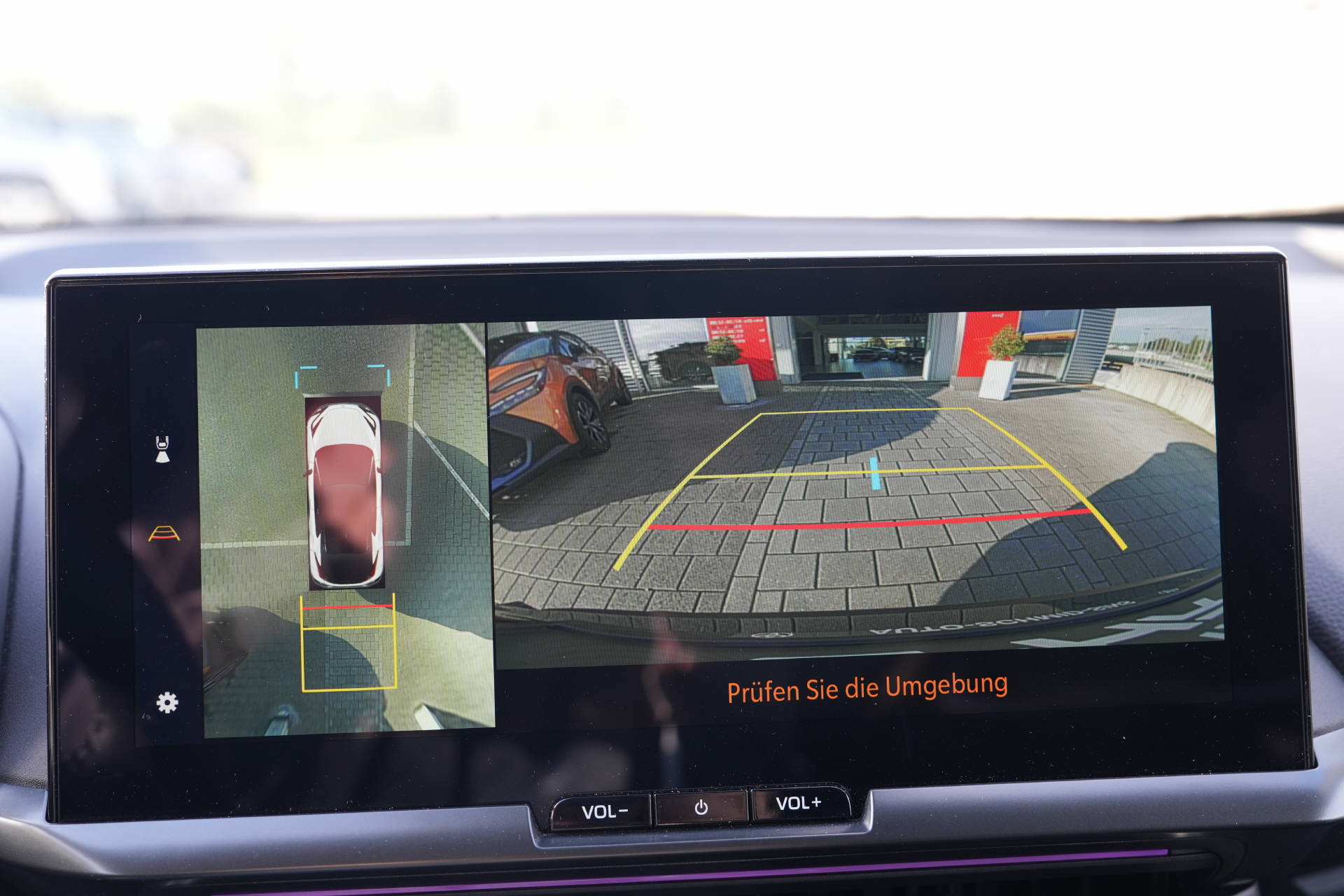 TOYOTA C-HR 2.0 HEV 4x4 Style Premiere - 14