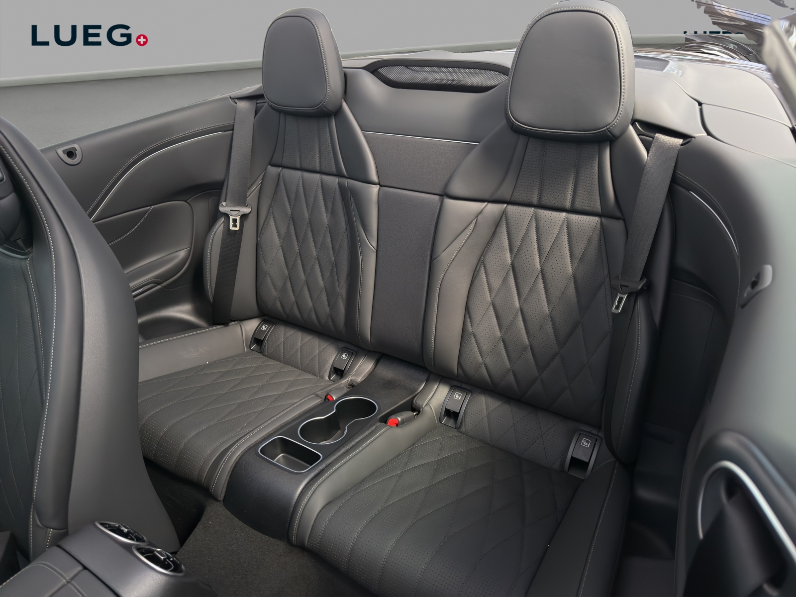 MERCEDES-BENZ CLE AMG 53 Cabrio 4Matic+ 9G-Tronic - 14