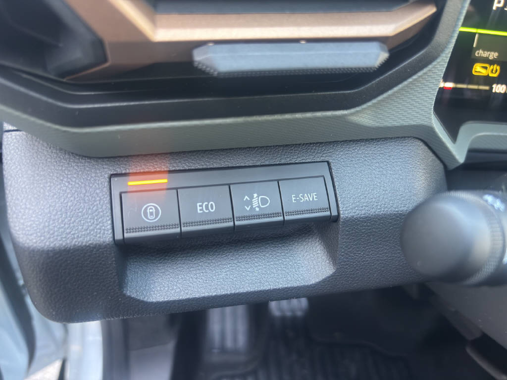 DACIA Bigster 1.8 Hybrid Extreme - 12