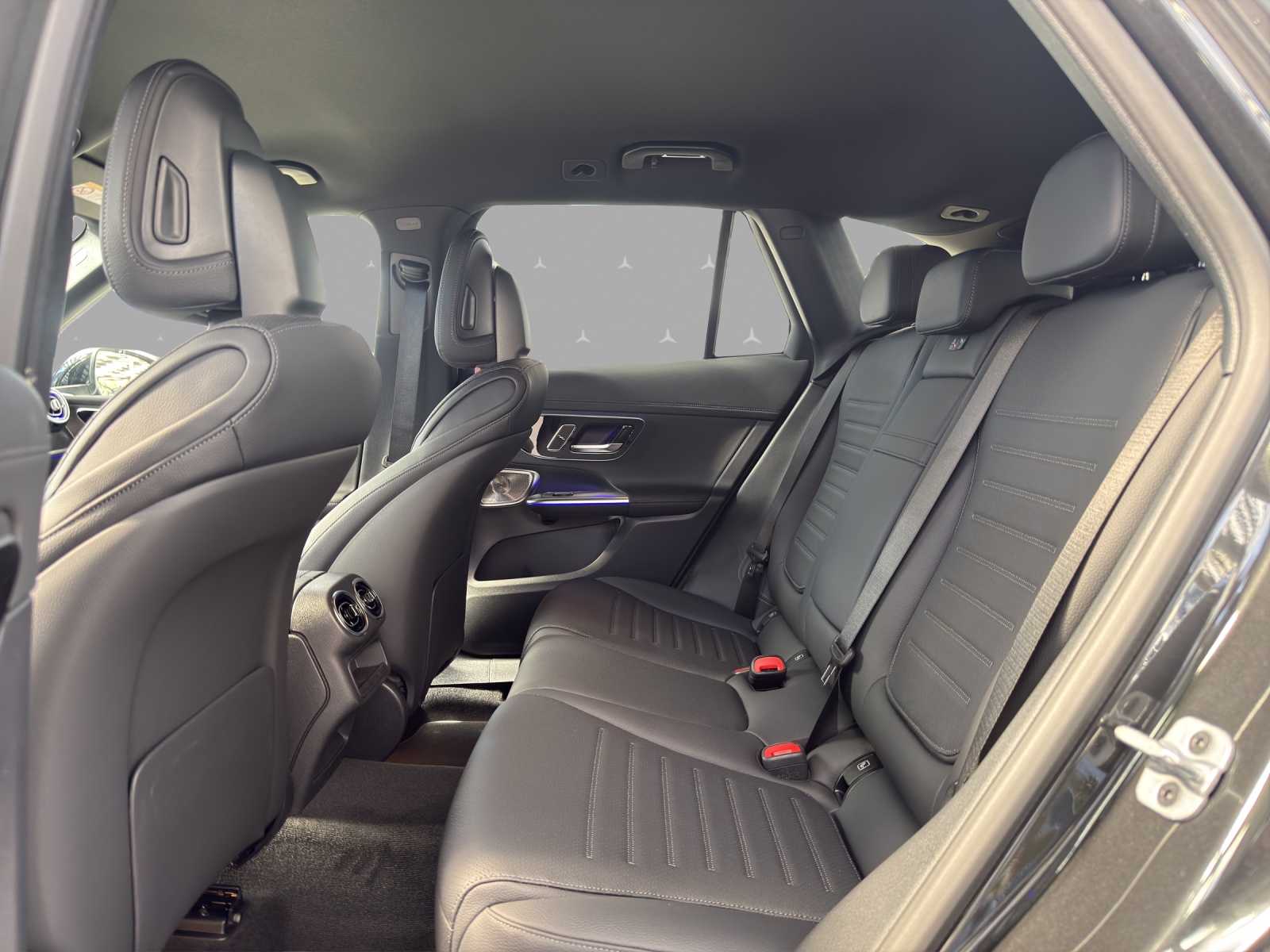 MERCEDES-BENZ GLC 200 4Matic 9G-Tronic - 13