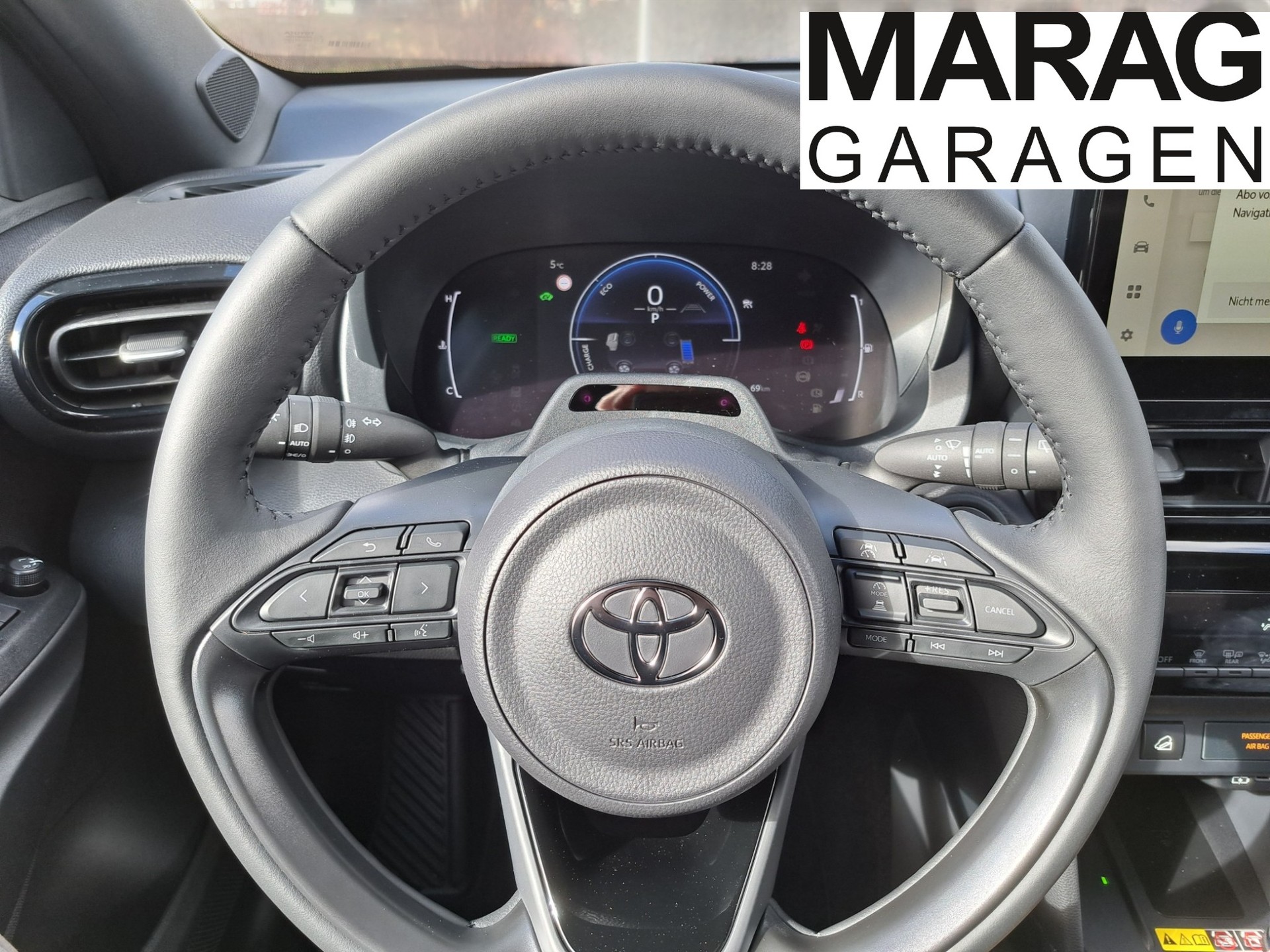 TOYOTA Yaris Cross 1.5 Trend AWDi e-CVT - 12