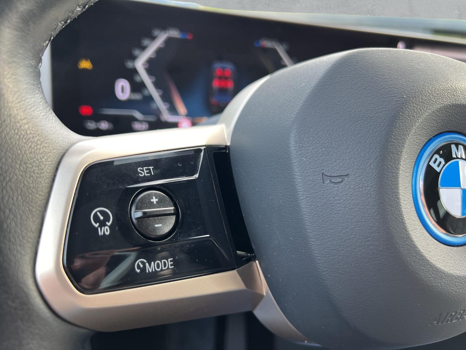 BMW iX M60 M Sport I20 (CH) 📍 **Action de leasing à 1.9%** - 11