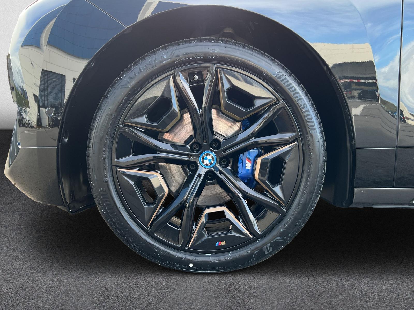 BMW iX M60 M Sport I20 (CH) 📍 **Action de leasing à 1.9%** - 10