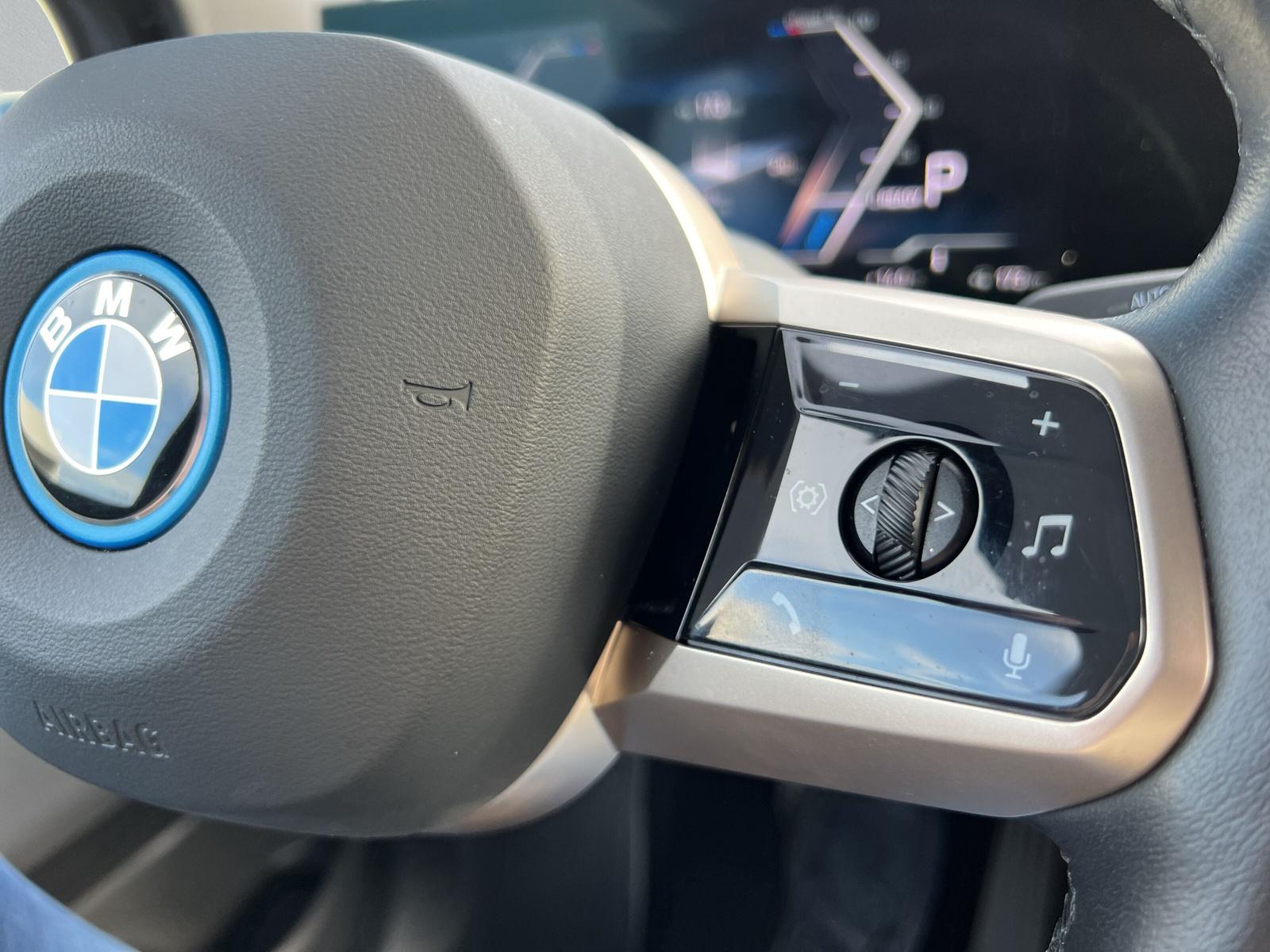 BMW iX M60 M Sport I20 (CH) 📍 **Action de leasing à 1.9%** - 12