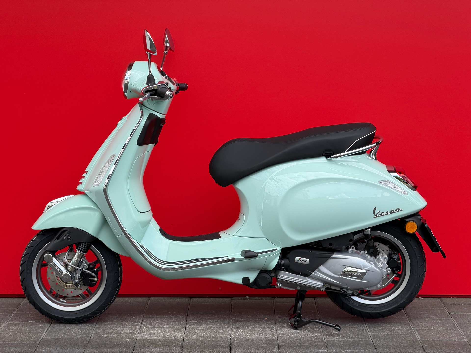 PIAGGIO Vespa 125 Primavera MY26 - 3