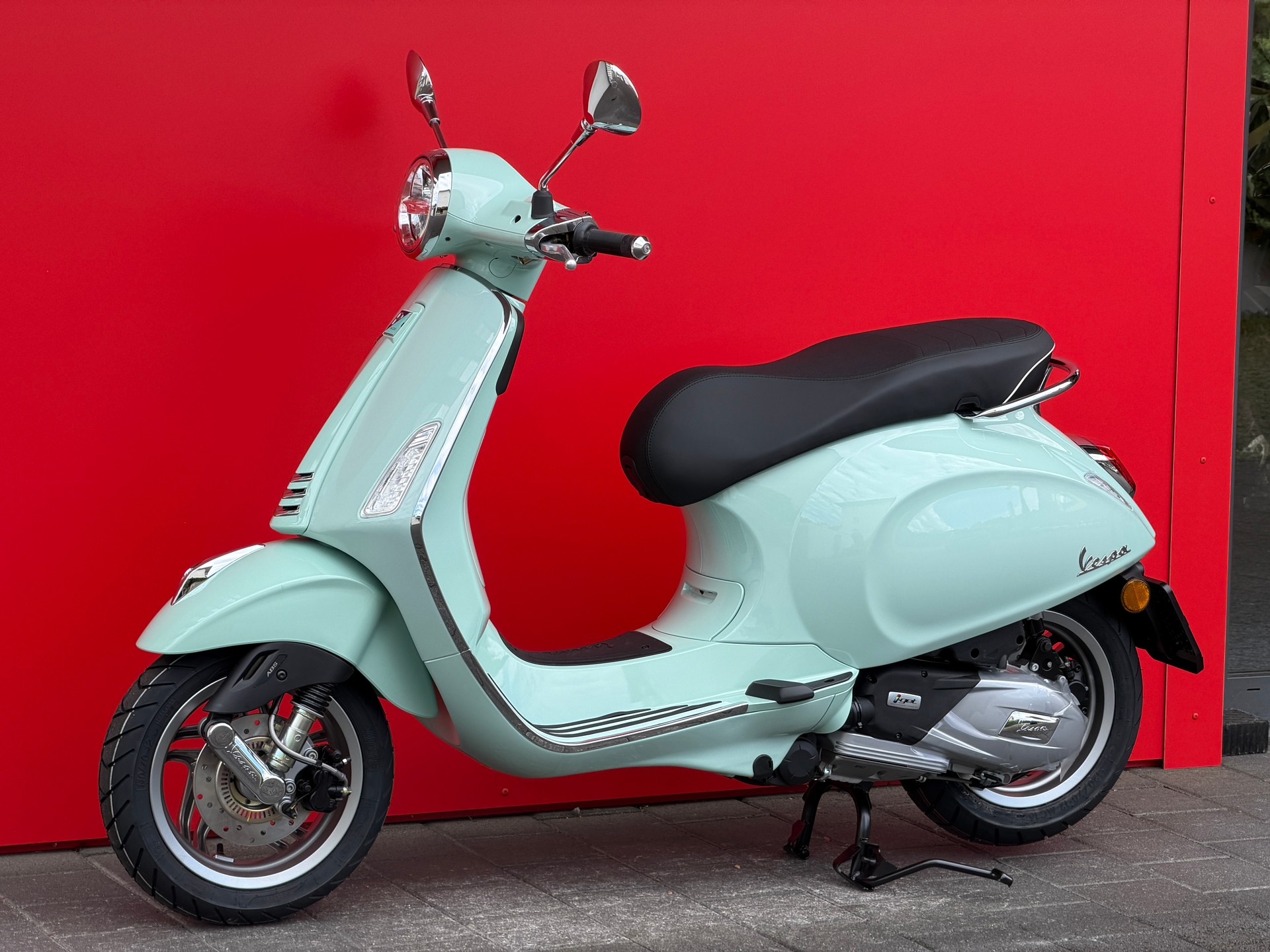 PIAGGIO Vespa 125 Primavera MY26 - 6