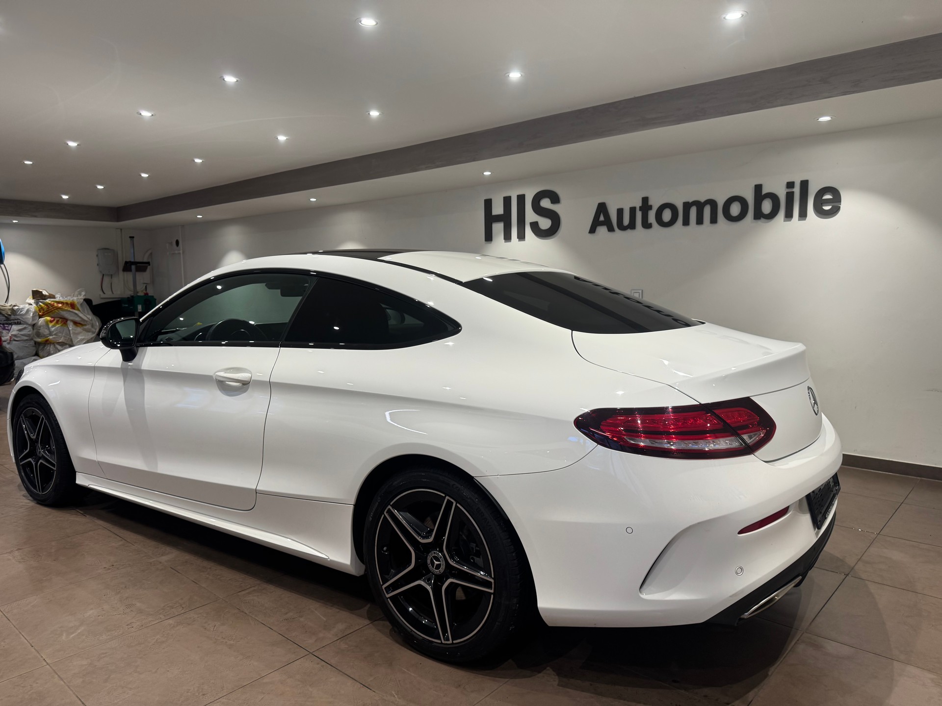 MERCEDES-BENZ C 200 AMG Line Coupé - 3