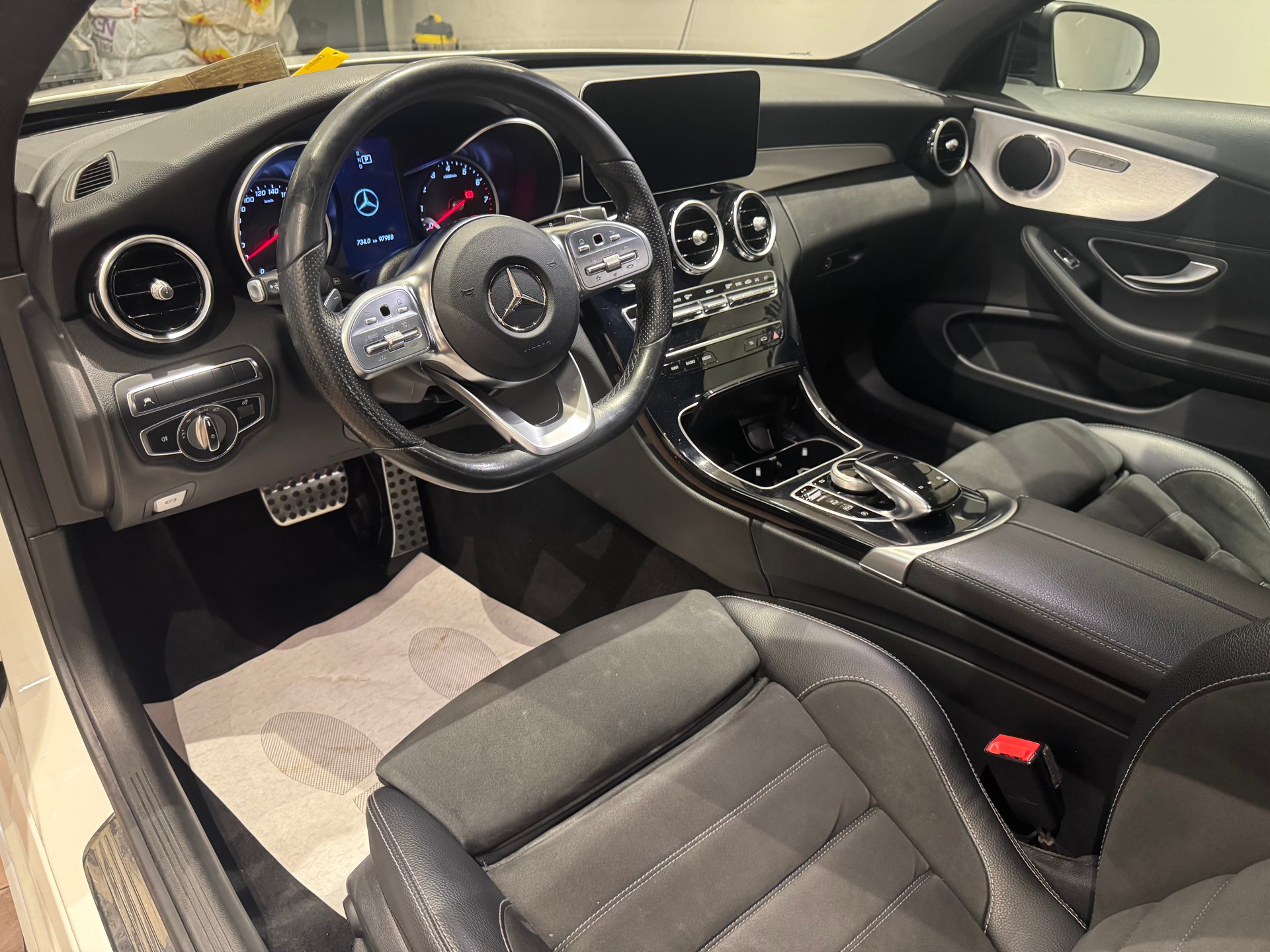 MERCEDES-BENZ C 200 AMG Line Coupé - 10