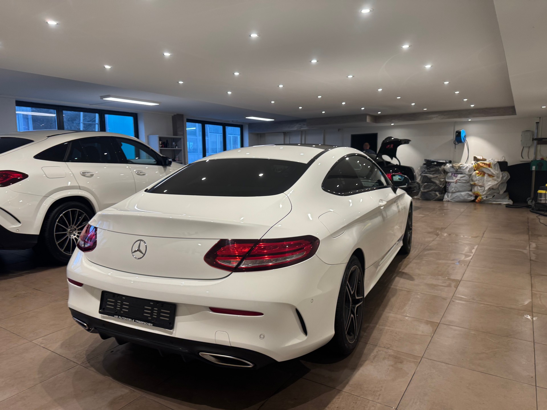 MERCEDES-BENZ C 200 AMG Line Coupé - 4