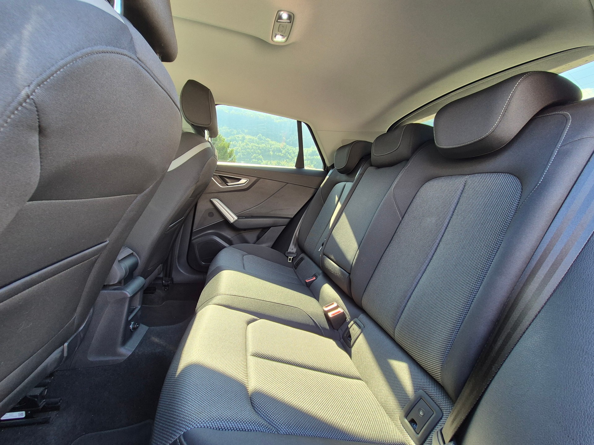 AUDI Q2 35 TFSI S line S-tronic - 10